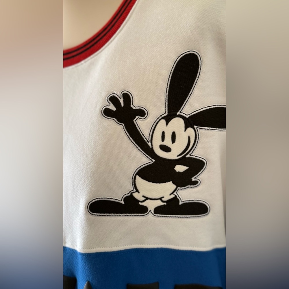 Men's Colorblock Oswald Disney Sweatshirt Size XL Men - Picture 8 of 10
